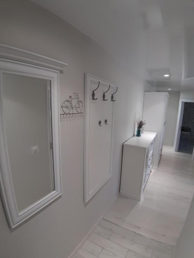 Appartment New In Center Могилёв Экстерьер фото